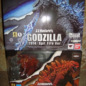 S.H. MonsterArts Godzilla 2014 Figures_1