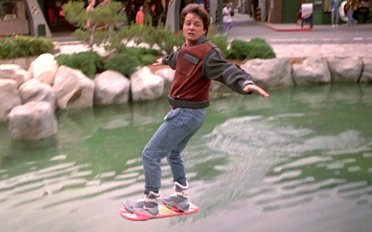 316921-back-to-the-future-hoverboard-ftr.jpg