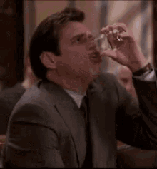 AB6FEA53-0EDB-4371-9AE7-D05D40D3866C.gif