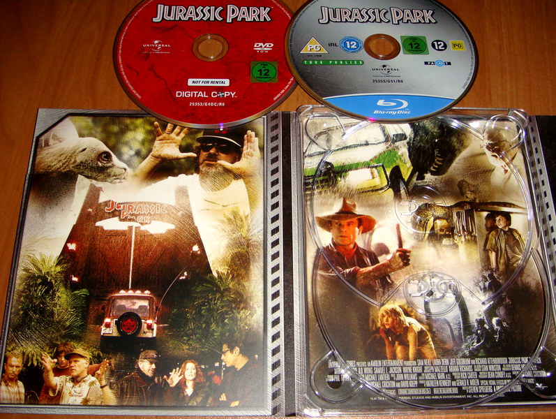 Jurassic Park Ultimate Trilogy BD Germany V10.jpg