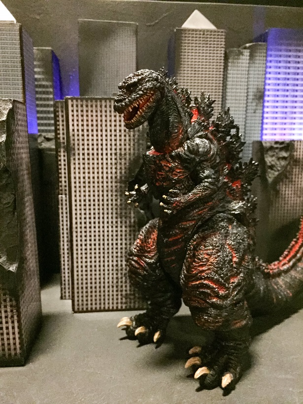 NECA-Shin-Godzilla-Preview-002.jpg