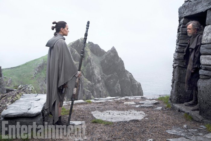 starwars-lastjedi-rey-luke-hut-700x467.jpg