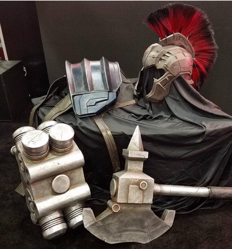 thor ragnarok hulk armor.jpg