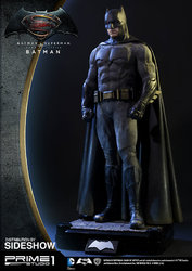 dc-comics-batman-v-superman-batman-half-scale-polystone-statue-prime-1-902663-05.jpg