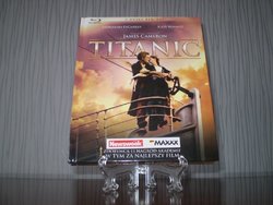 Titanic_Booklet_Blu_1.jpg