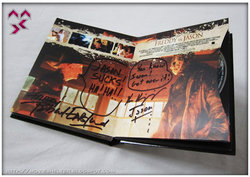 Friday_the_13th_The_Complete_Collection_Tin_Signed_by_Englund_Kirzinger_04.jpg