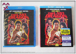 The_Last_Dragon_Slipcover_Edition_signed_by_Taimak_04.jpg