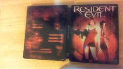 RESIDENT EVIL WALMART EXCLUSIVE  (5).jpg