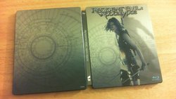 RESIDENT EVIL APOCALYPSE WALMART EXCLUSIVE (5).jpg