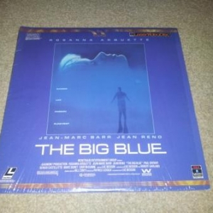 US Laserdisc (original US Theatrical Version with recut "happy" ending and alternative Bill Conti score. Worth a watch if your a fan. the score works well