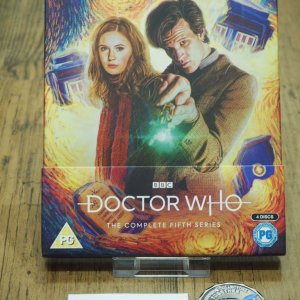 DoctorWho_s5_unsealed_front.jpg