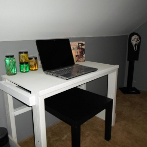 A little workspace up here in the mancave, when its too loud downstairs..