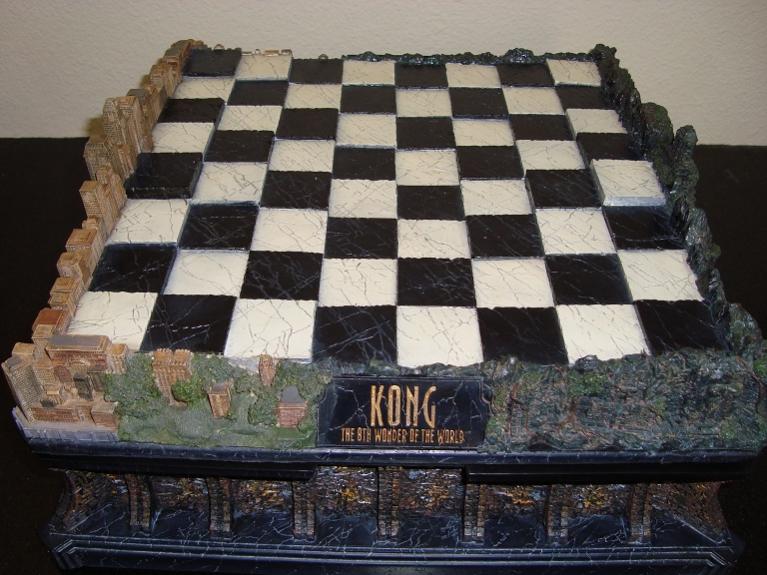 8. Kong Chess Set 1