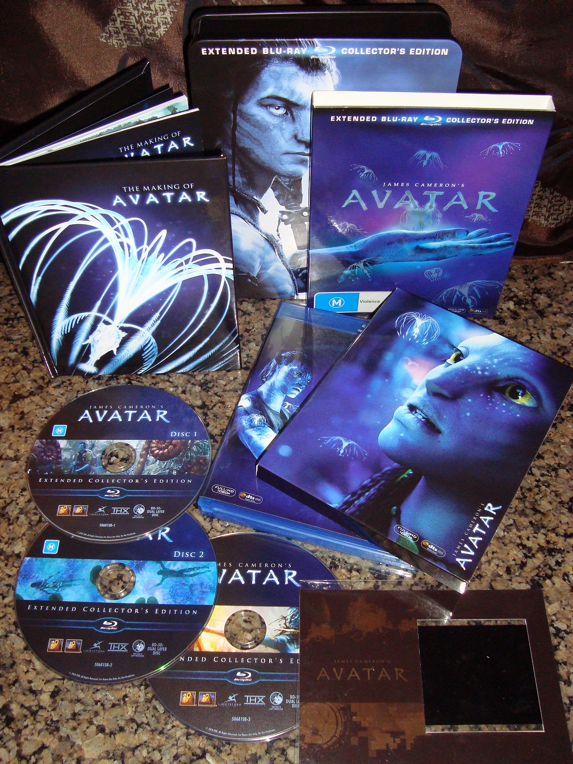 Avatar Collectors Edition Tin (AUS)_2