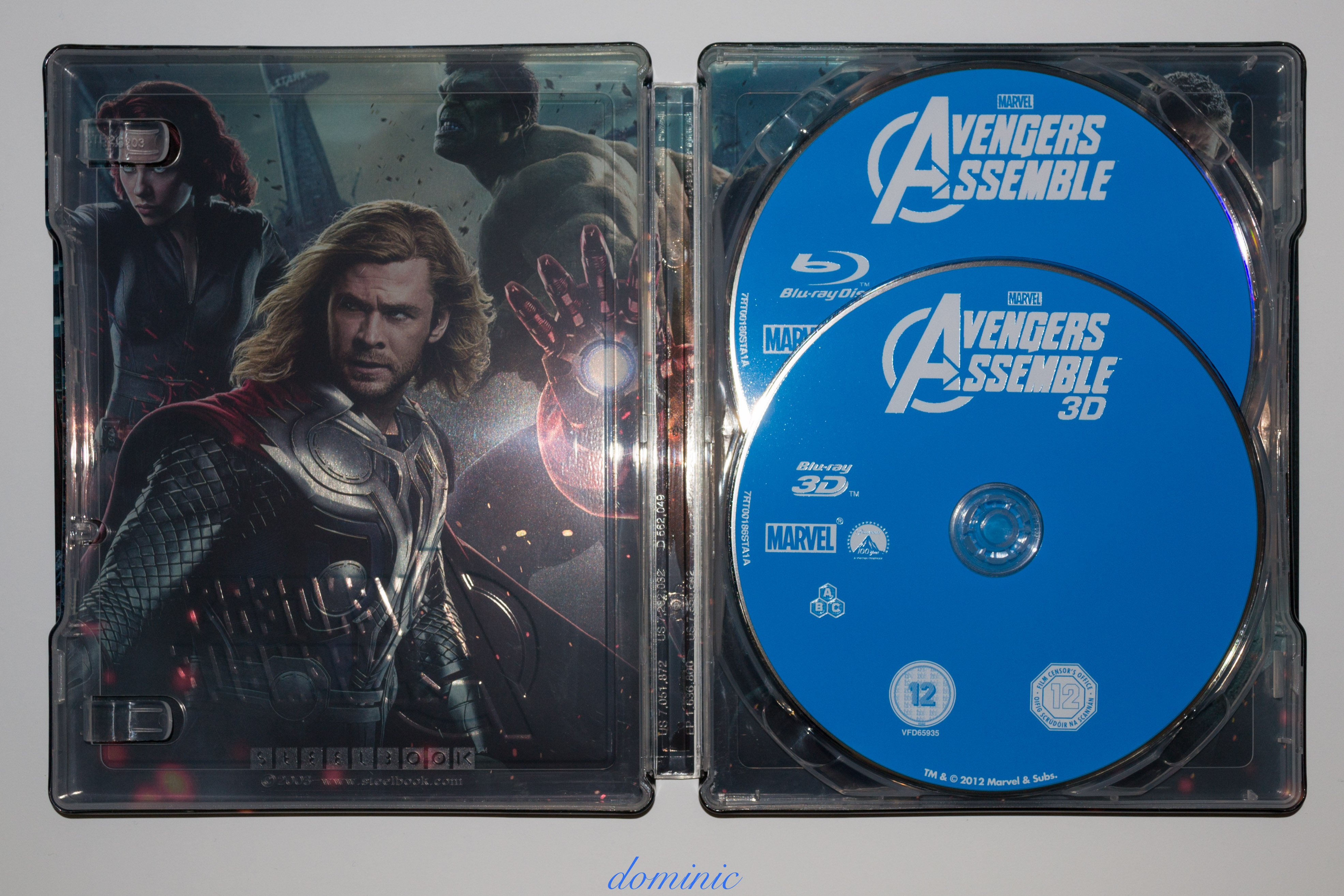 Avengers Aseemble - Inside with discs.jpg