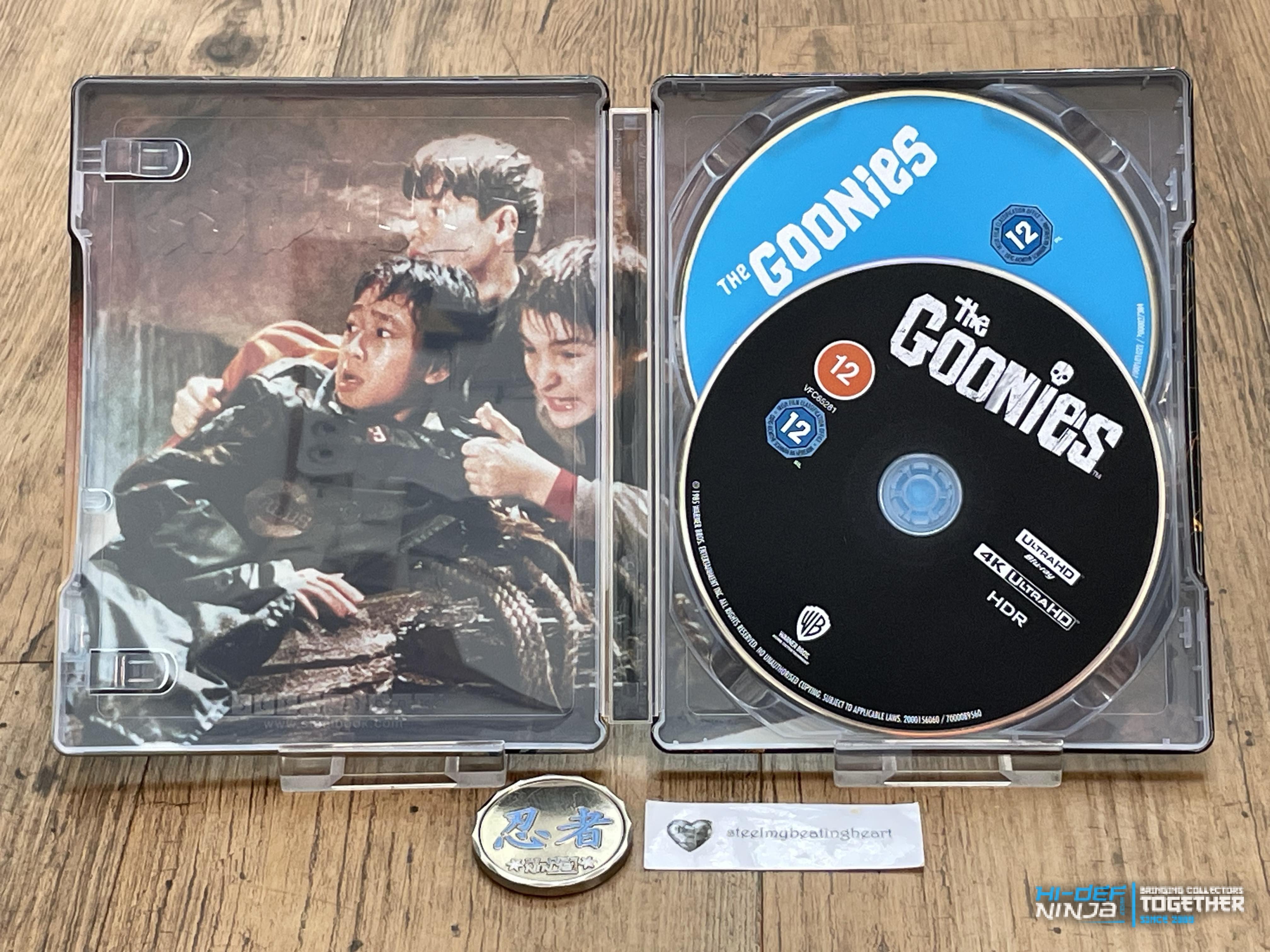 The Goonies (4K)_inside1.jpg