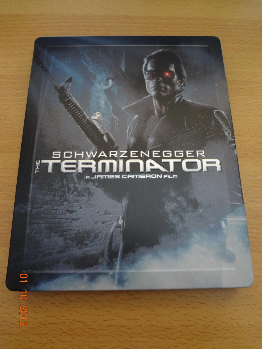 The Terminator Play.com Exclusive Embossed Steelbook Front