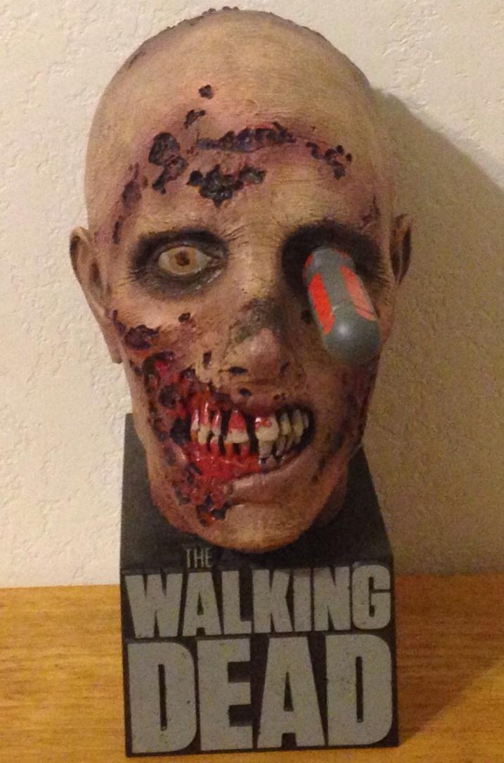 Walking Dead Season 2 Zombie head