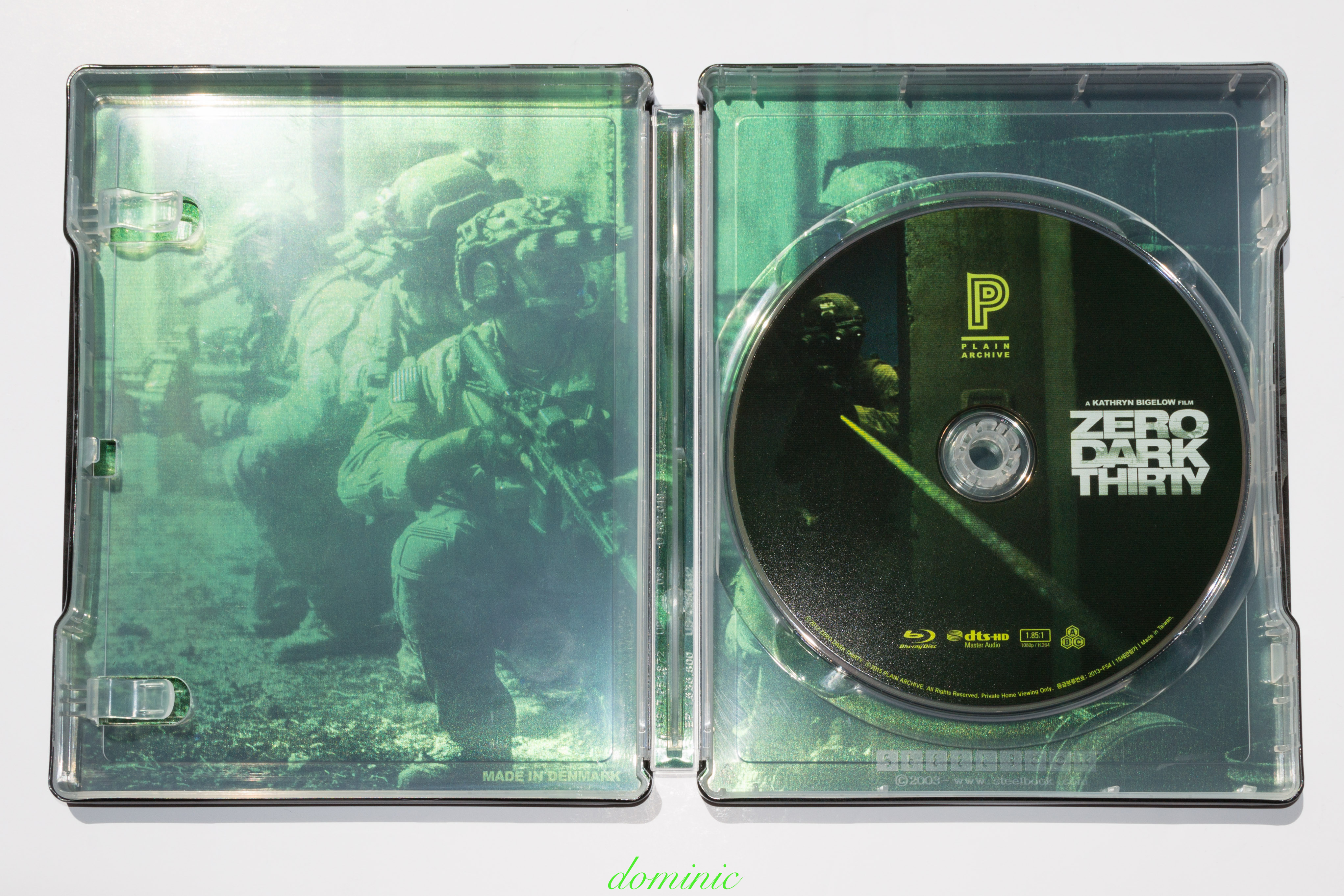 Zero Dark Thirty - Inside with disc.jpg