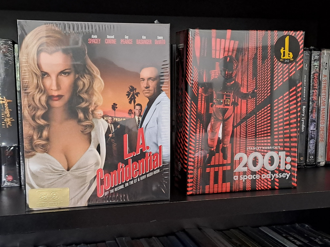 LA-2001.jpg