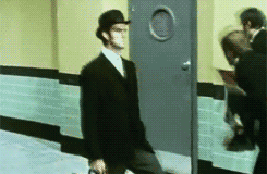 tumblr_mggputSMyu1qc2bleo5_250.gif