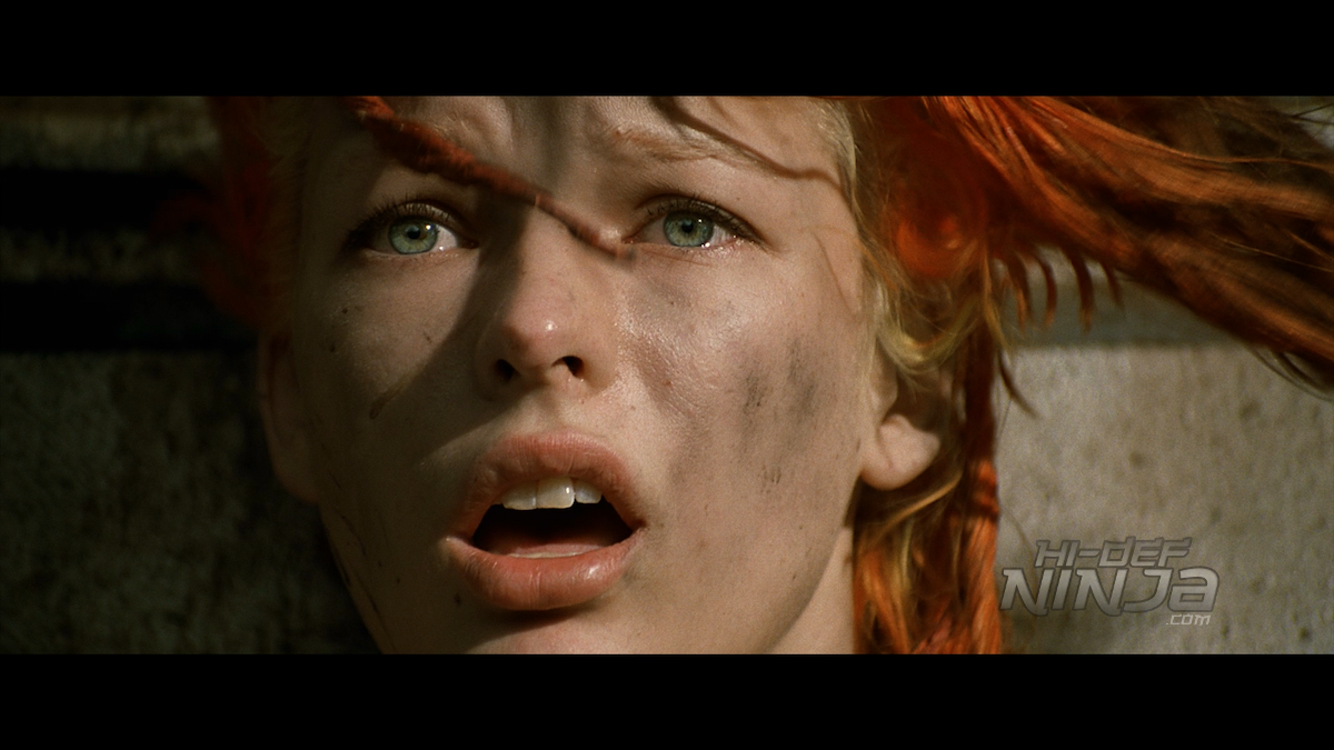 The Fifth Element (Steelbook) (4K Ultra HD), Starring Bruce Willis 