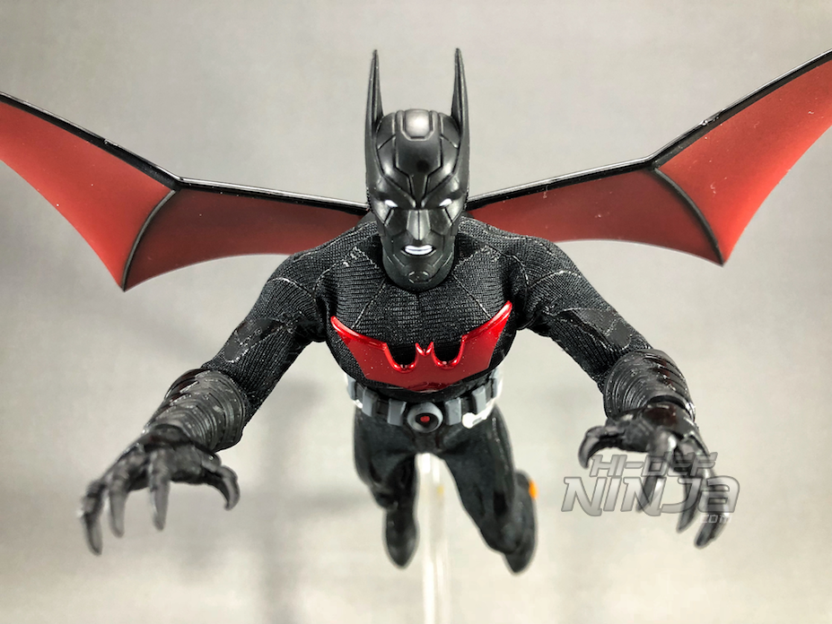 Batman Beyond review-mezco one12 collective-2018-034 | Hi-Def Ninja ...