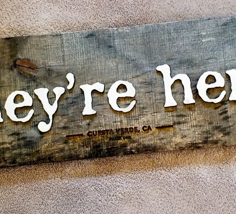 Theyre-here-Poltergeistsign-wooden-indian-novelties-2019-02 | Hi-Def ...